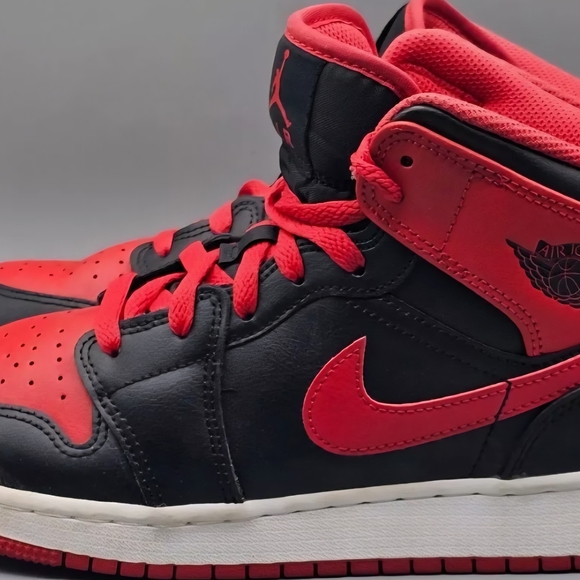 Air Jordan Black and Red Sneakers main image 7